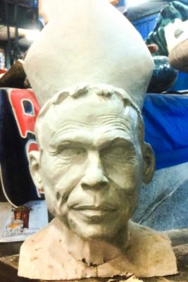 Geistlicher_Grossplastik_Buehnenplastik_KatharinaSchoenbach