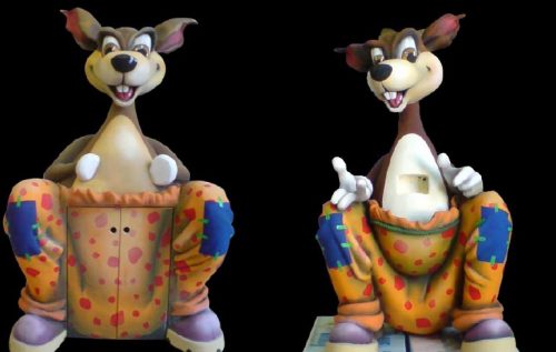 Kaenguruh_Austattung_Buehnenplastik_KatharinaSchoenbach