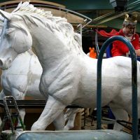 PferdeProfil_Grossfigur_Buehnenplastik_KatharinaSchoenbach